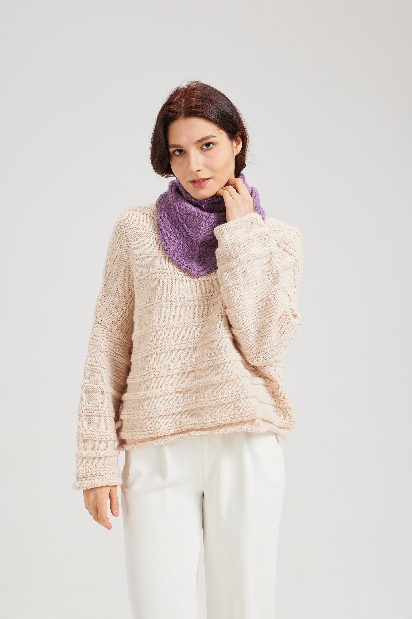 V-shaped scarf
